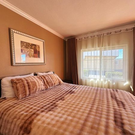 Royal Inn And Suites Hemet Eksteriør billede