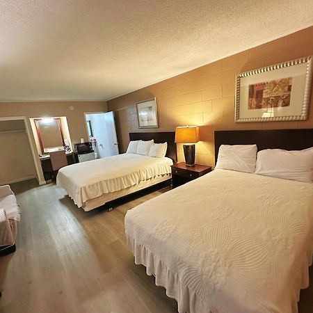 Royal Inn And Suites Hemet Eksteriør billede