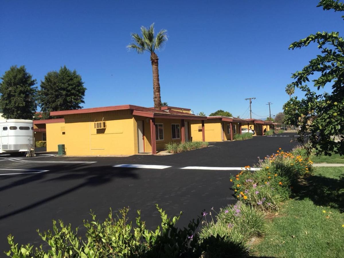 Royal Inn And Suites Hemet Eksteriør billede