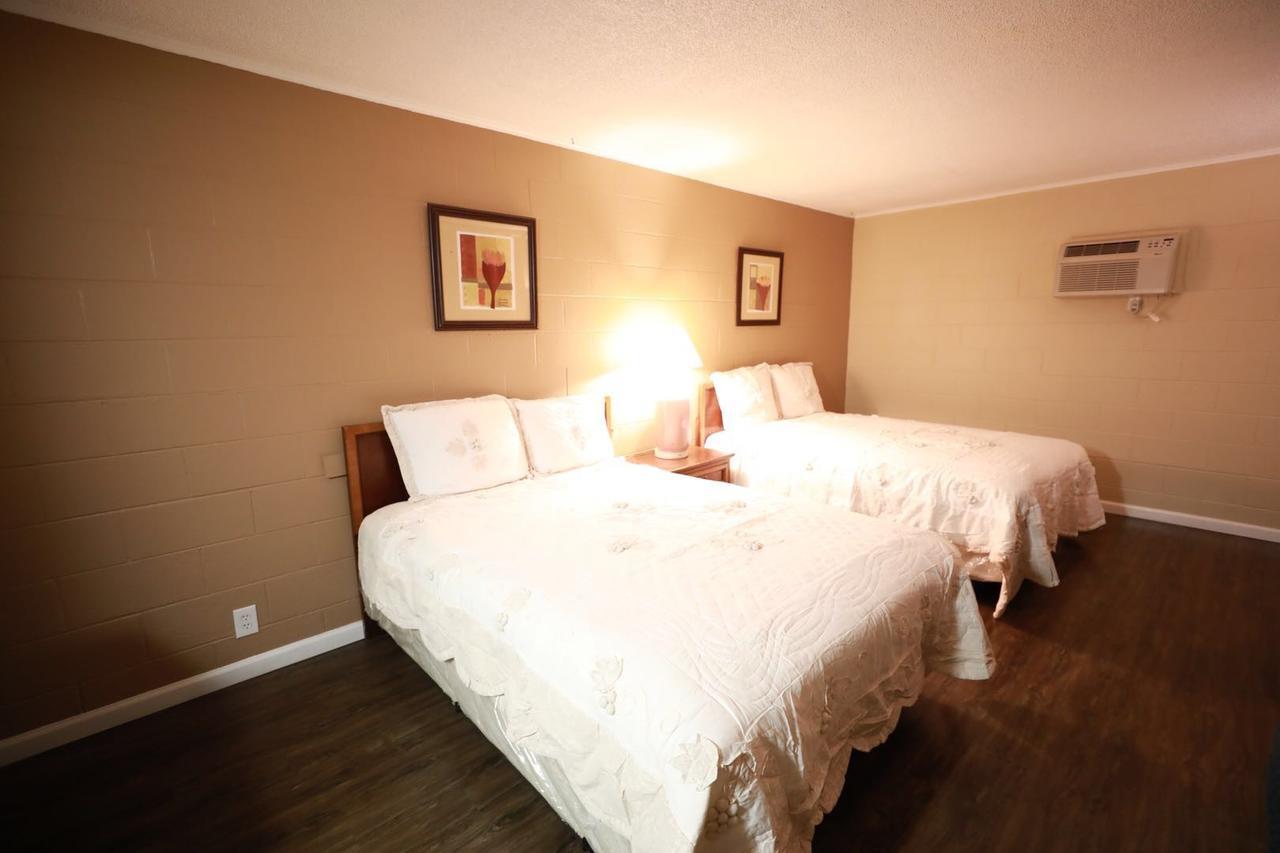 Royal Inn And Suites Hemet Eksteriør billede